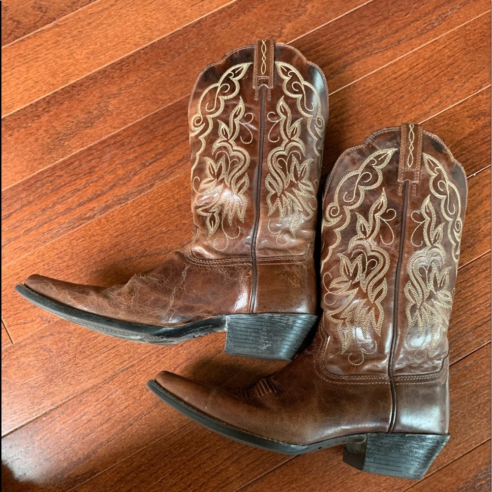 Ariat Cowboy Boots